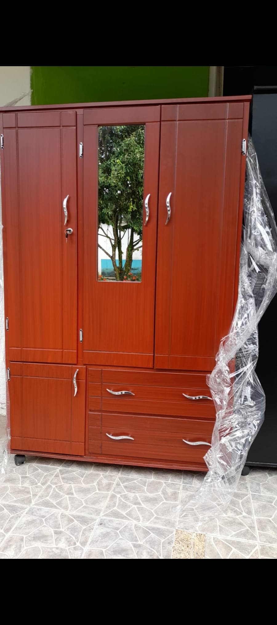 Armario mdf 3 cuerpos 