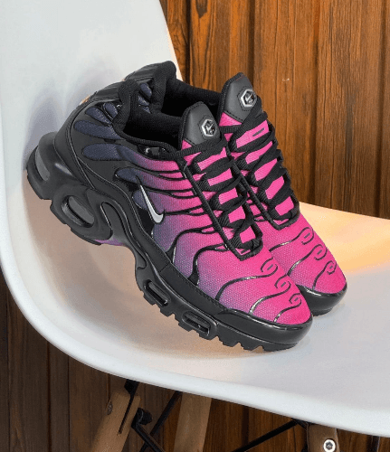 Nike Air Max Plus (TN) – Pink Gradient Edition