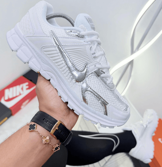 Nike Zoom Vomero 5 – Triple White & Chrome