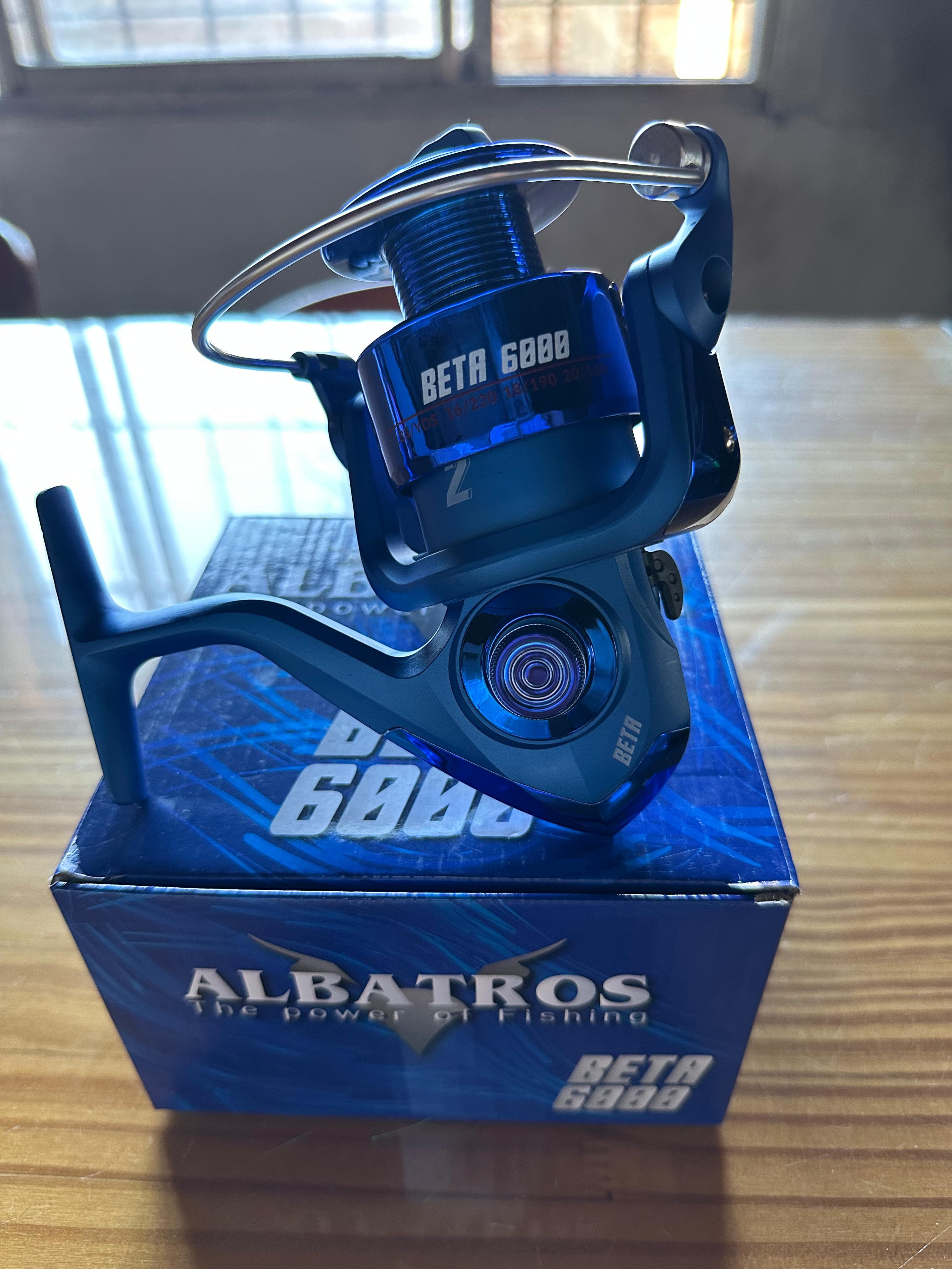Reel Albatros Beta 6000