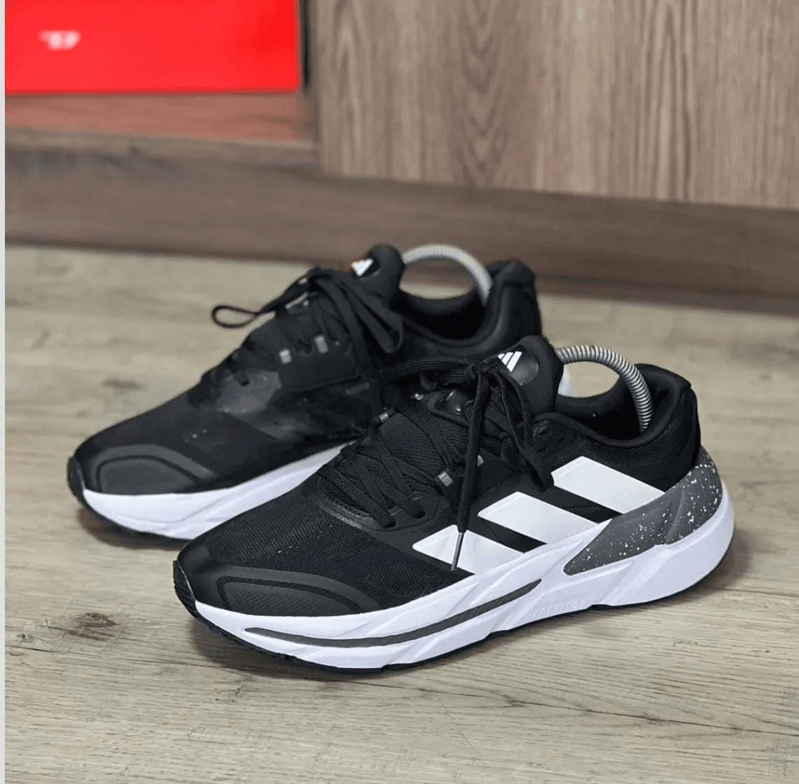 ADIDAS ADISTAR