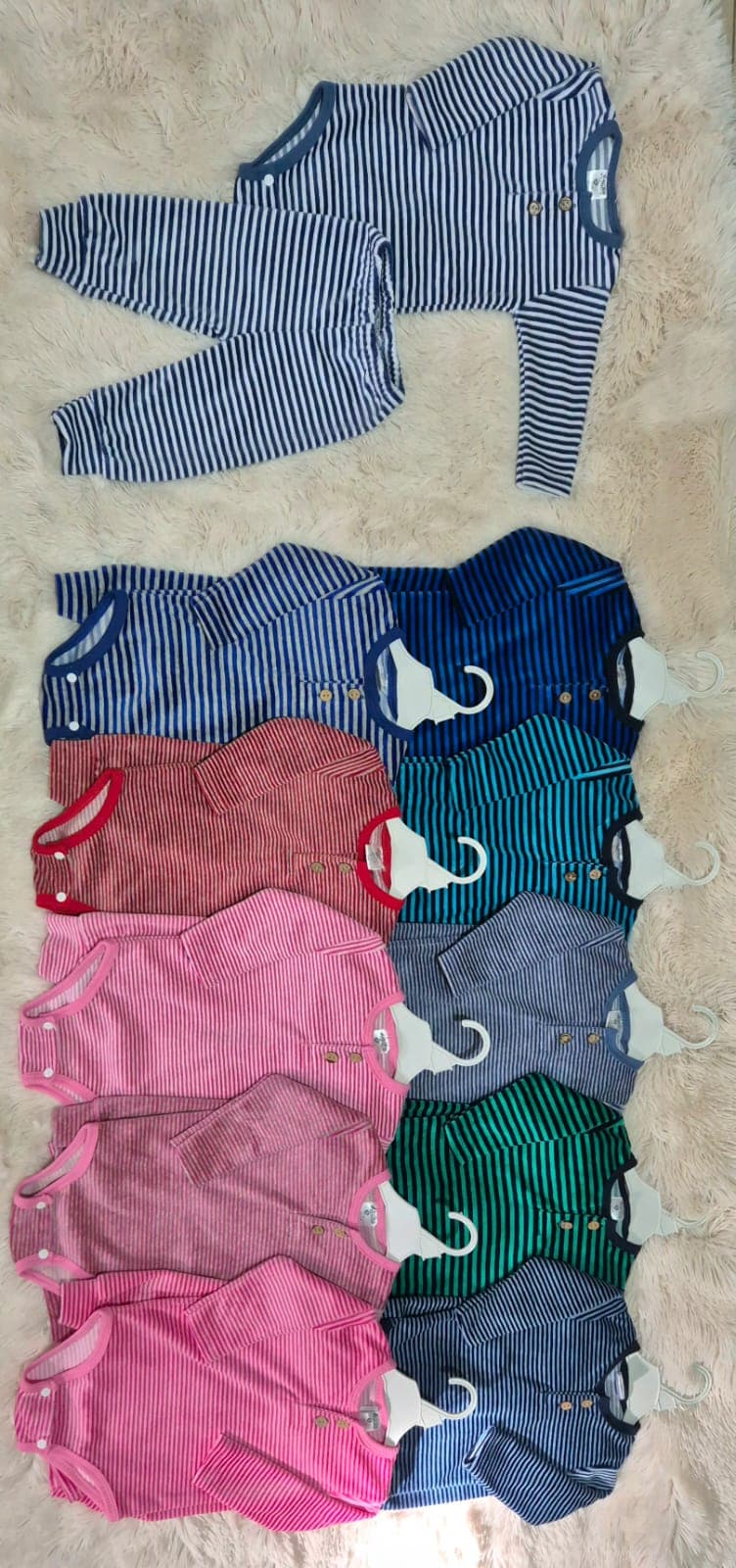 Conjunto de Plush rayado 