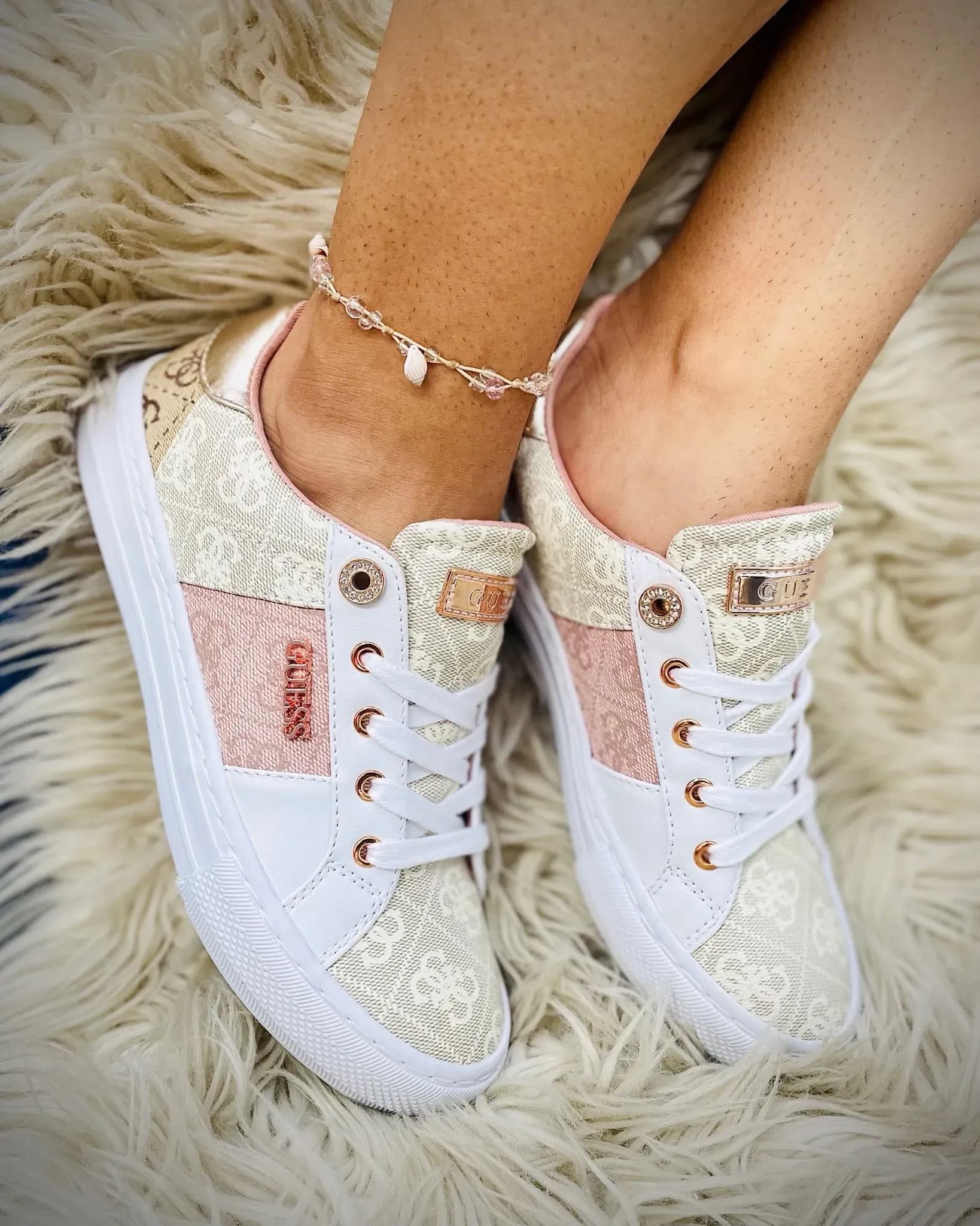 Zapatillas Guess Loven