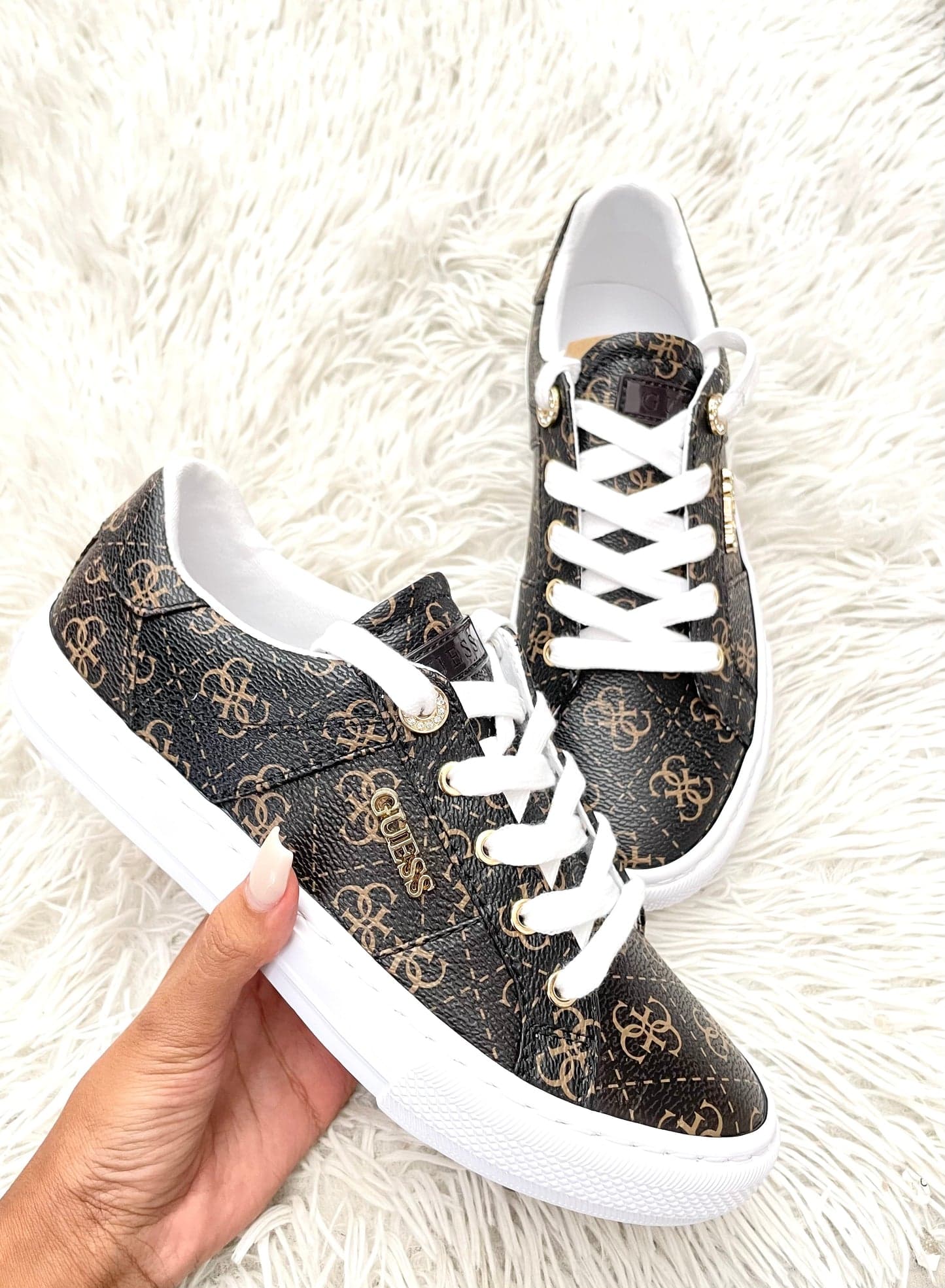 Zapatillas Guess Loven
