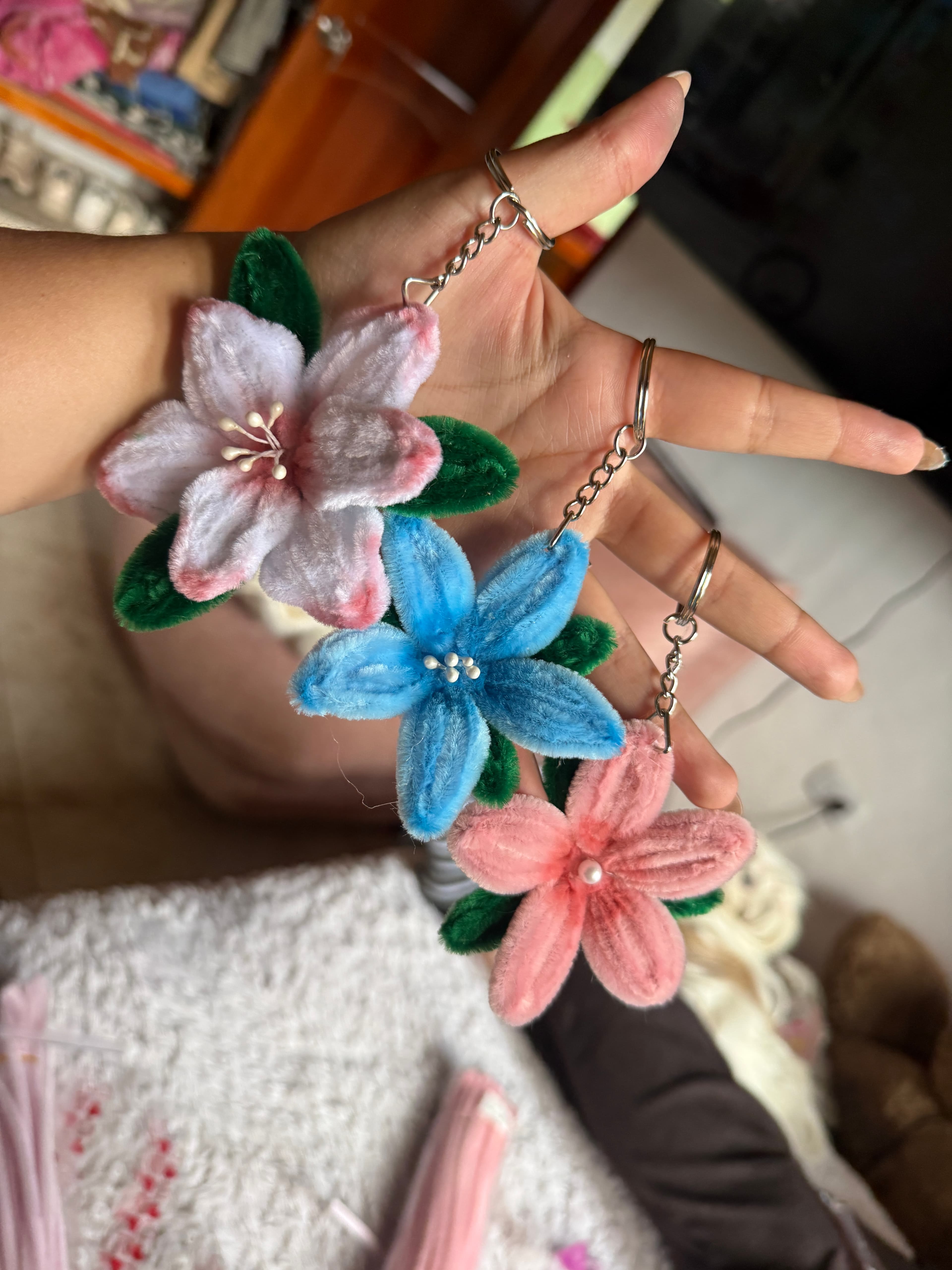 Mini petals