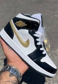 Nike Air Jordan 1 Mid 