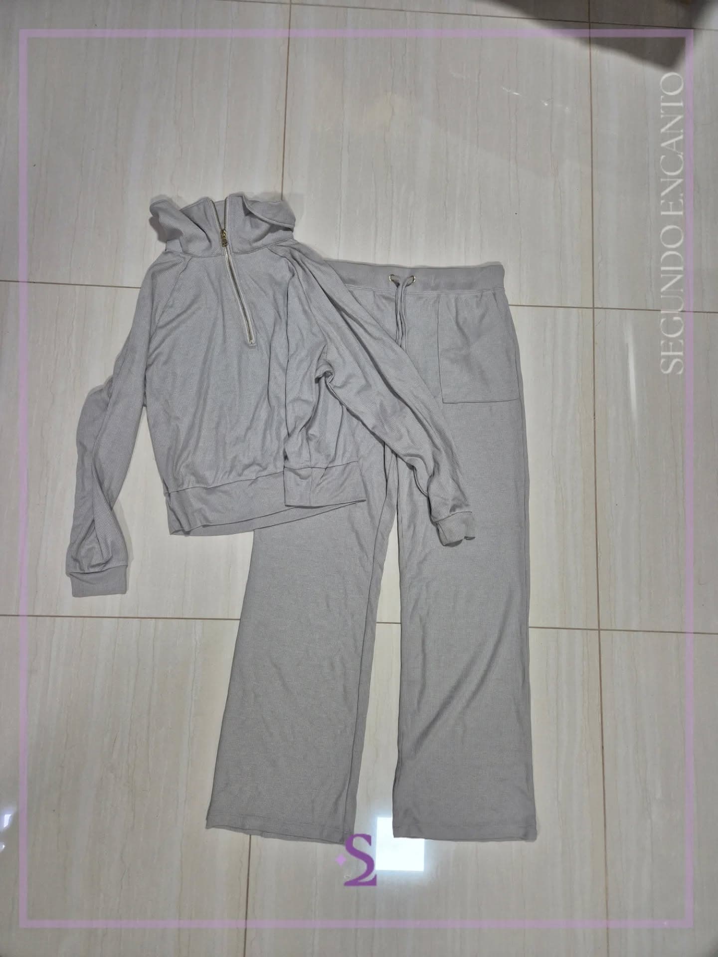 Conjunto gris tipo pijama L