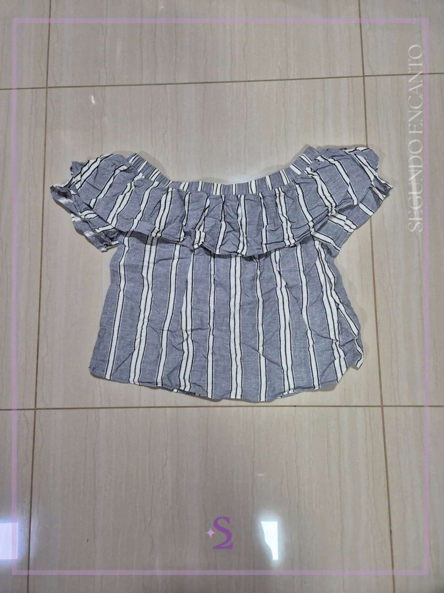 Blusa gris off shoulder M