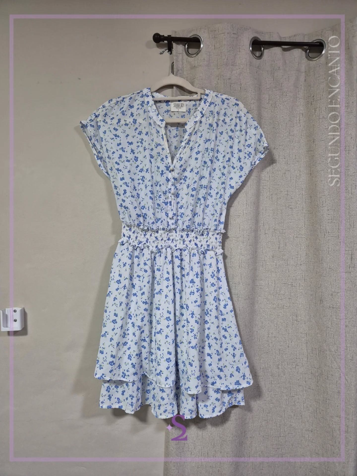 Vestido blanco con flores azules S/M