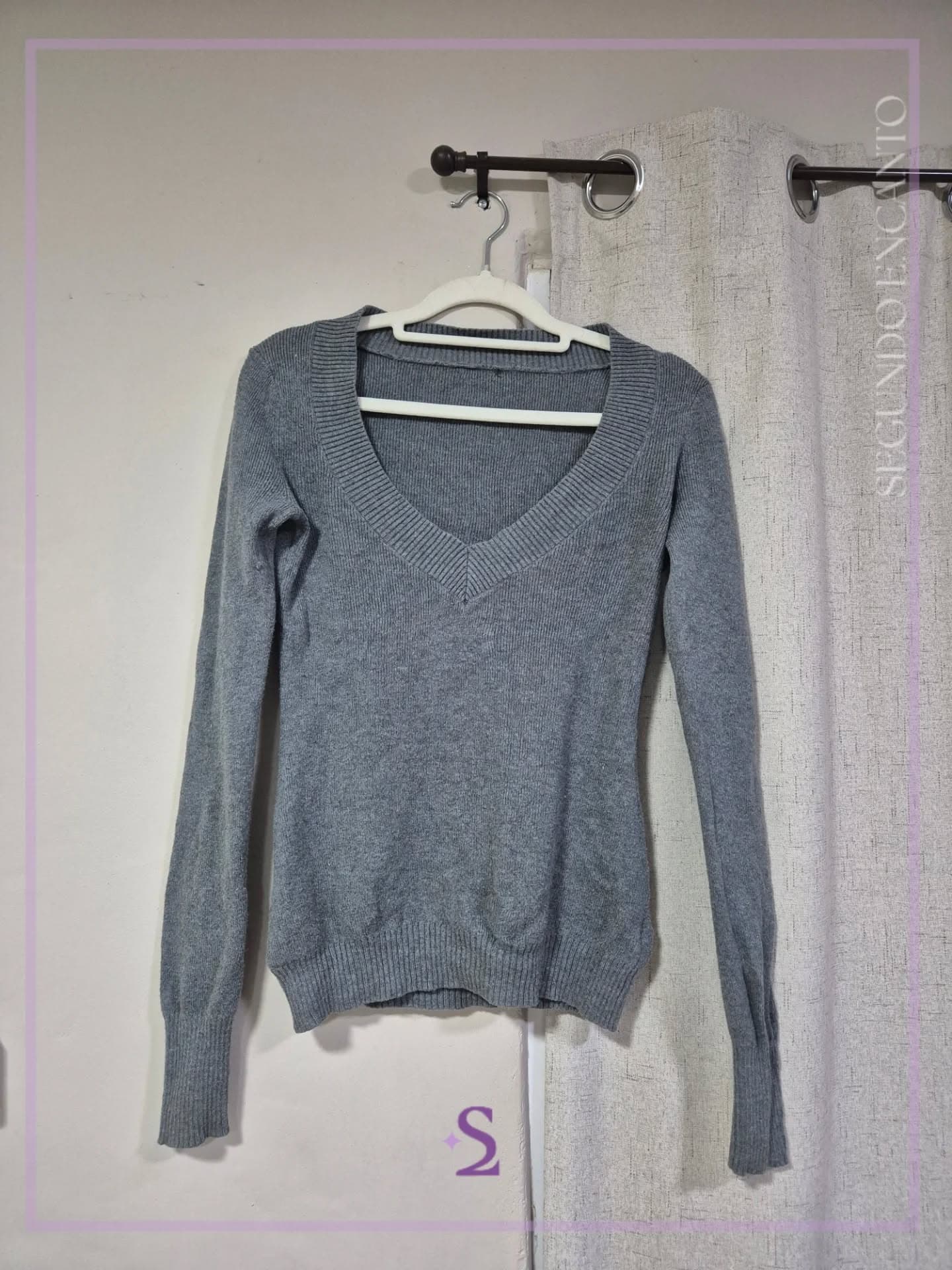 Sueter gris M