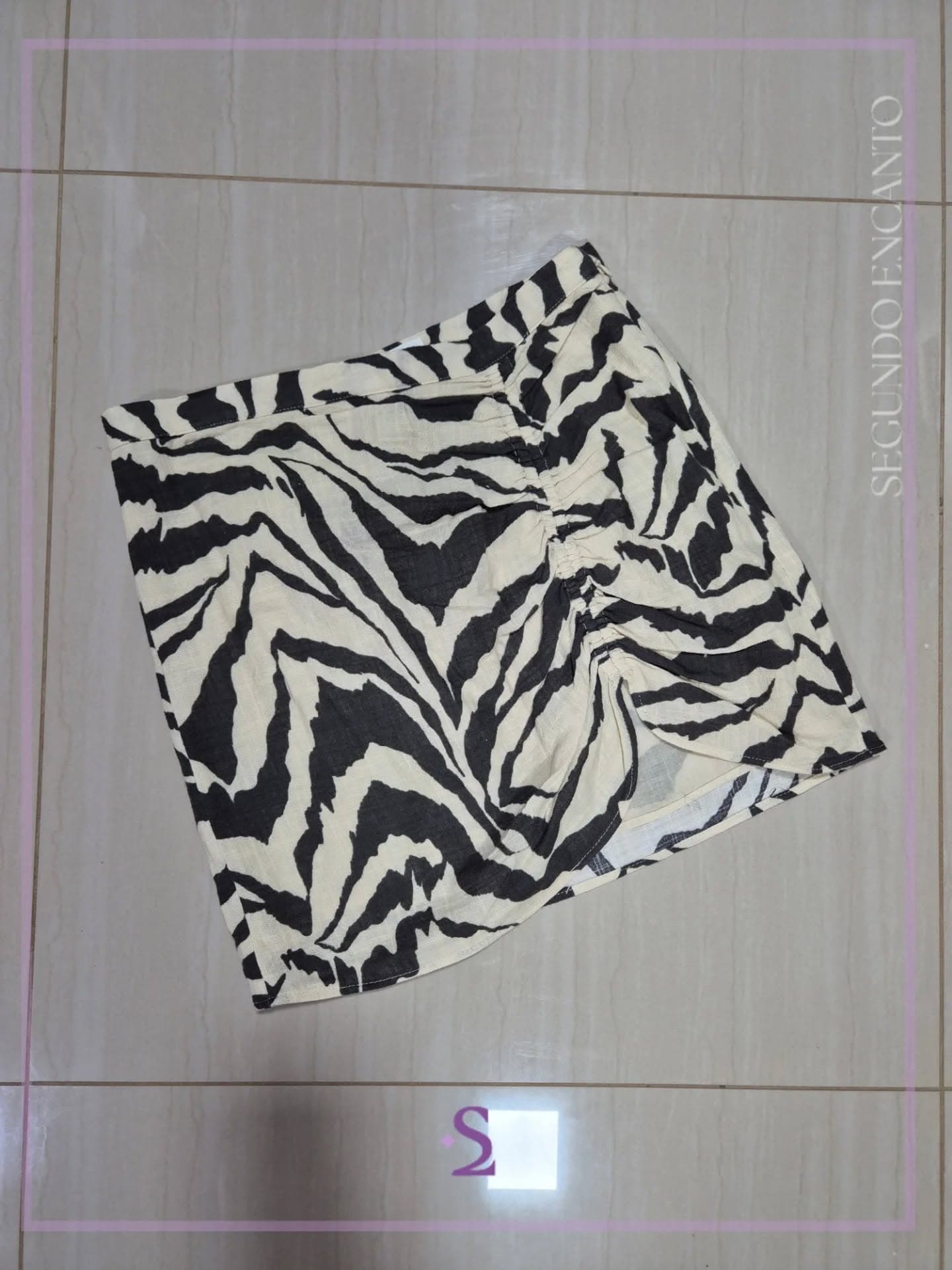 Falda zebra print us6 M