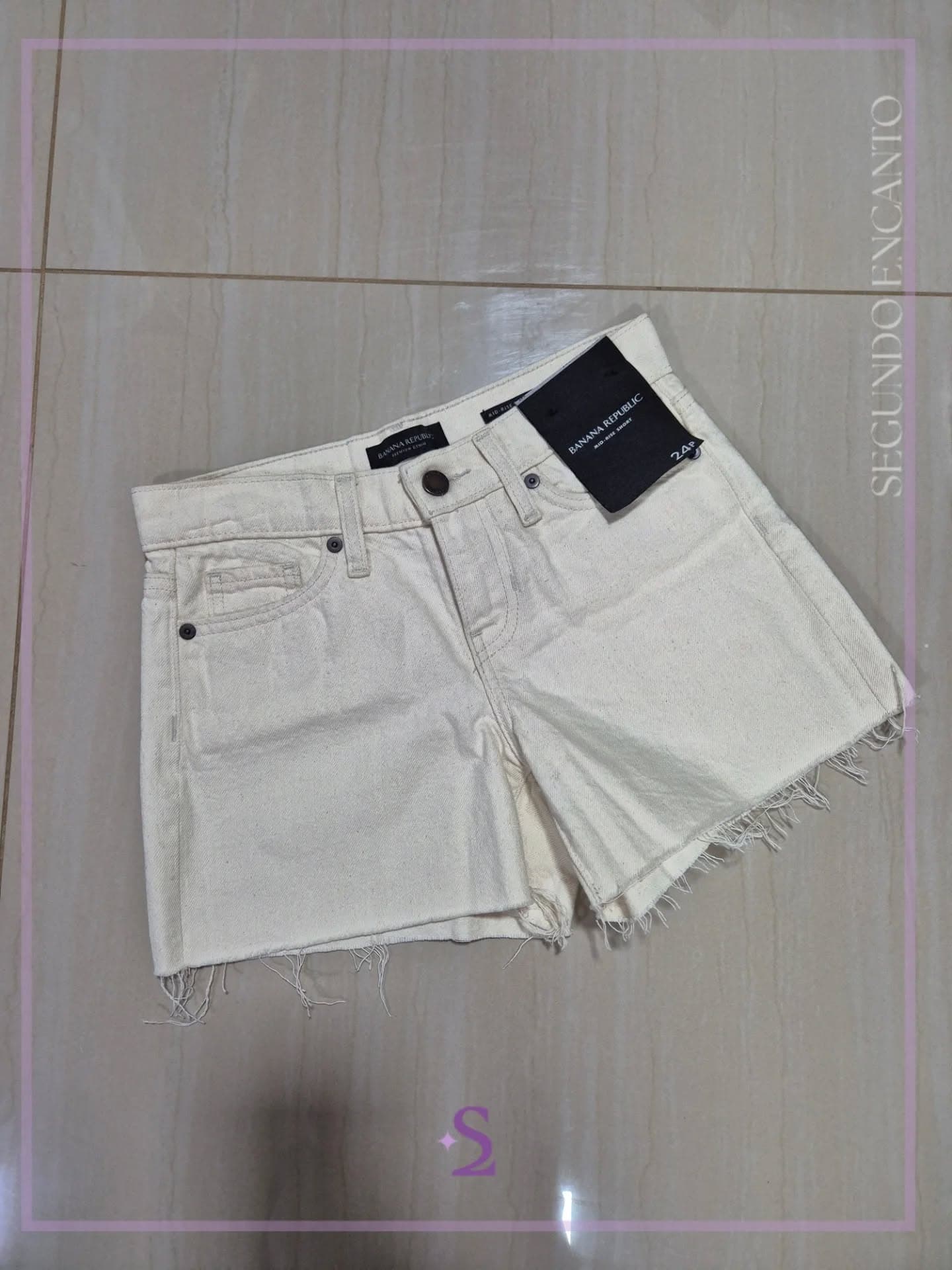 Short blanco Banana Republic talla 24 s