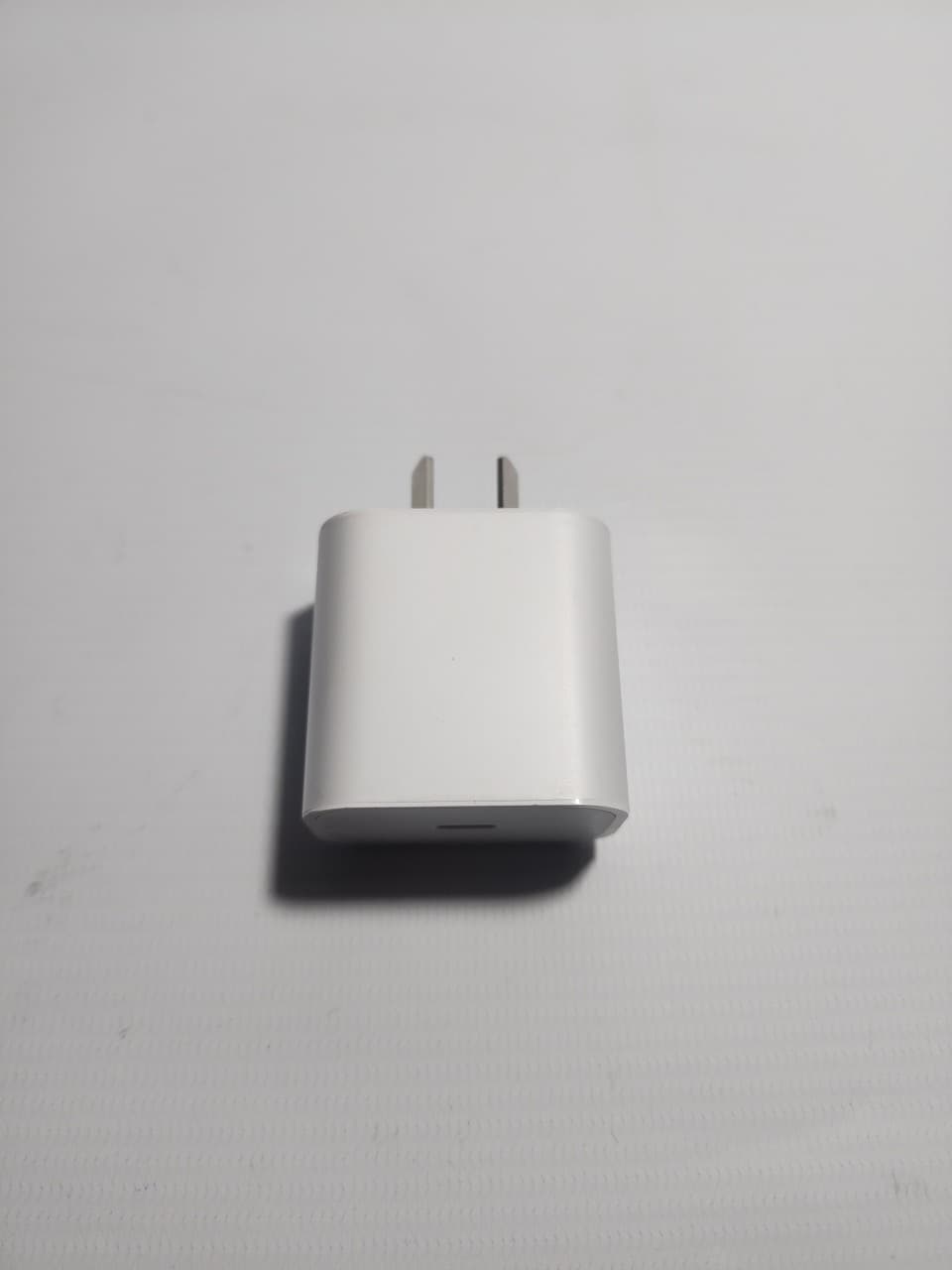 Cargador Tipo C 20W Carga Rápida