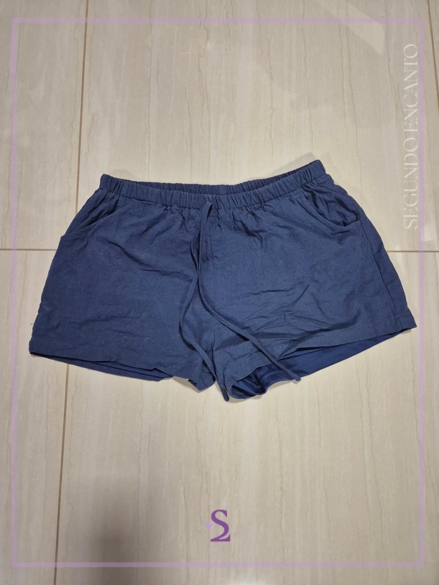 Short azul estilo casual L