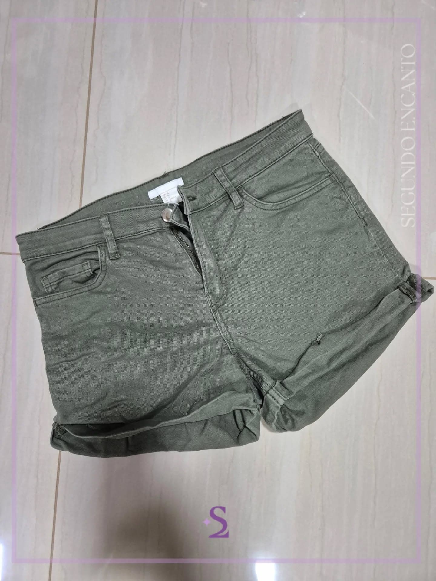 Short verde M