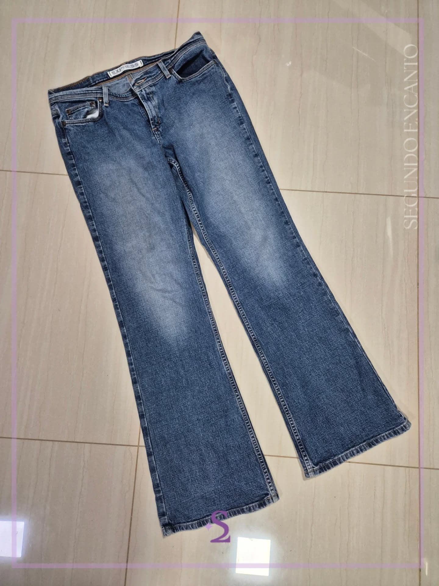 Jeans flare tiro bajo M