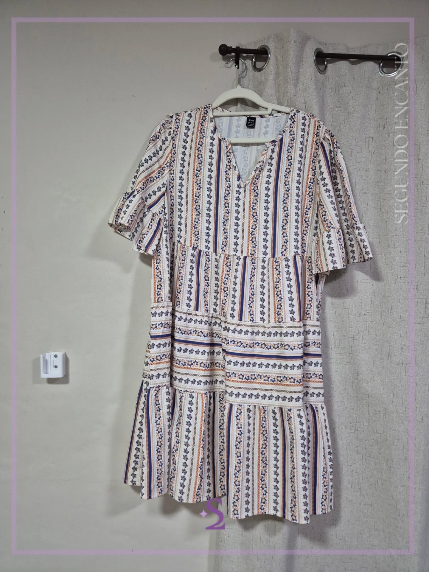 Vestido tipo tunica floreado L