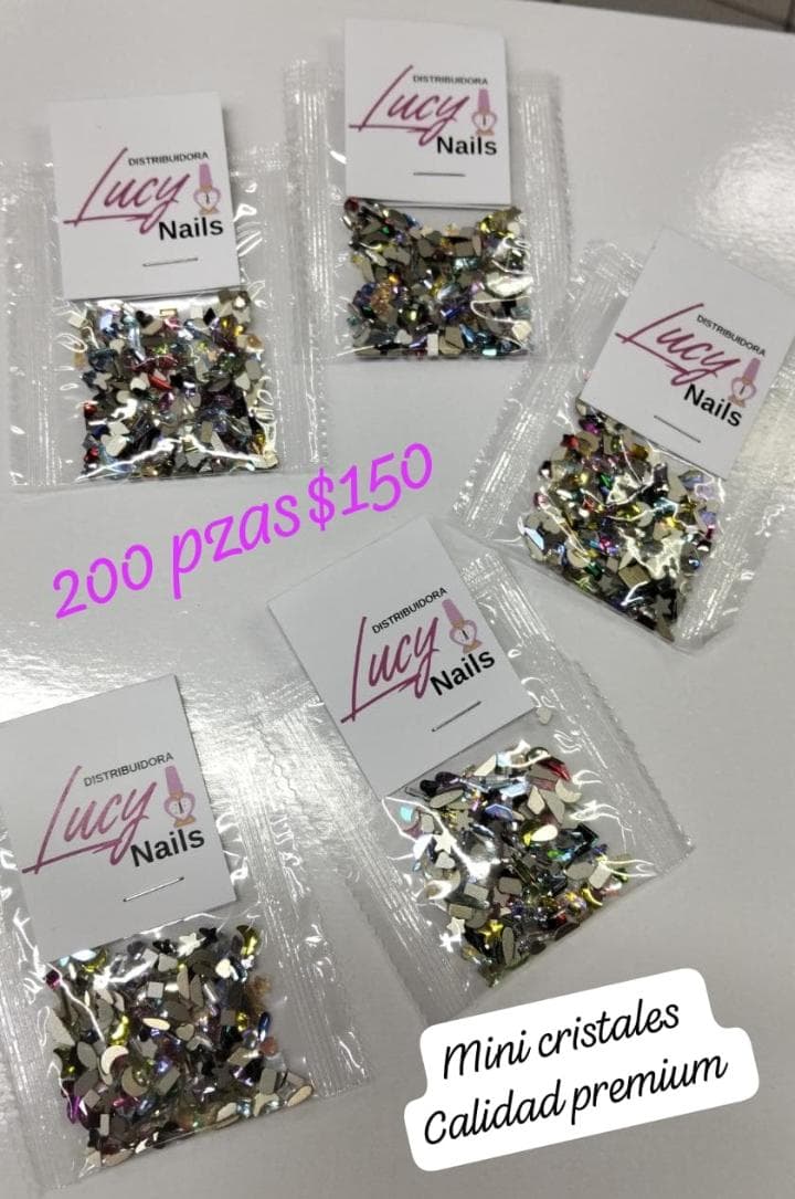 MINI CRISTALES CON FIGURAS 200 PIEZAS