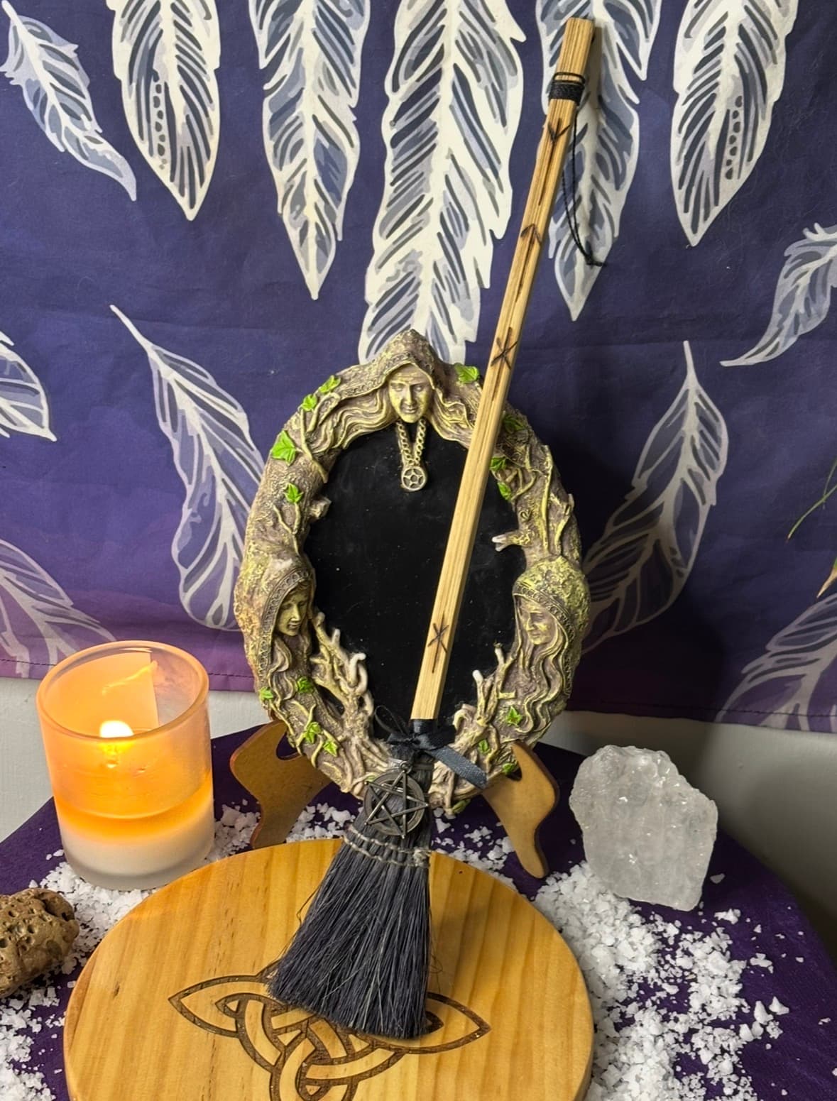 Escoba bruja, limpieza y protección 