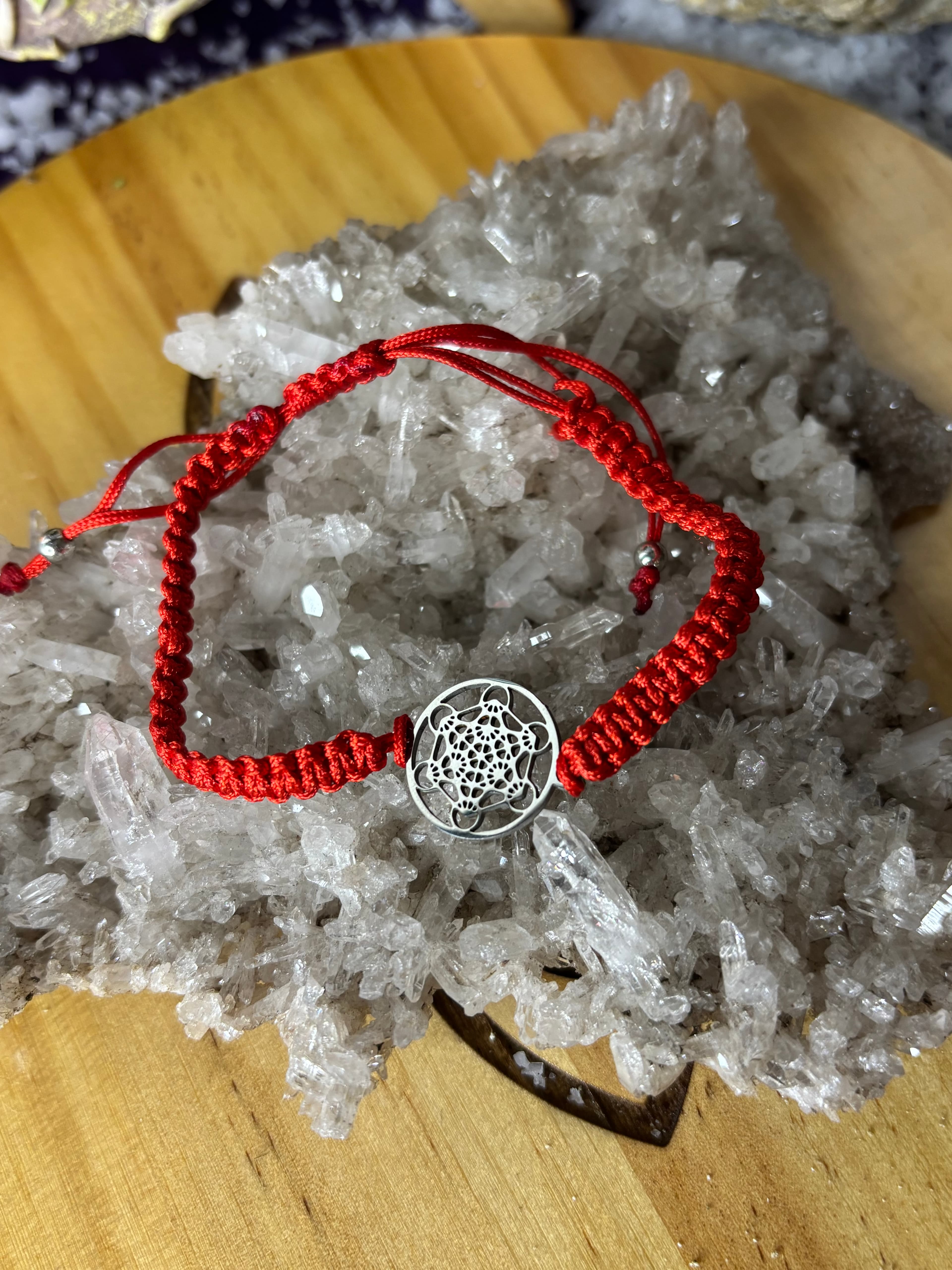 Pulsera Hilo rojo y Metatron 