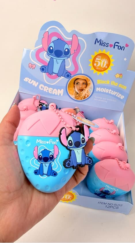 Bloqueador fresa Stitch y Hello Kitty 