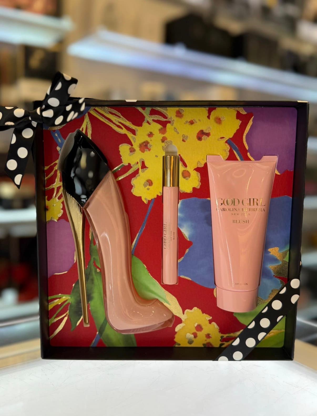 Kit Good girl Noble Blush Carolina Herrera (80ml+ 10ml + gel de ducha)