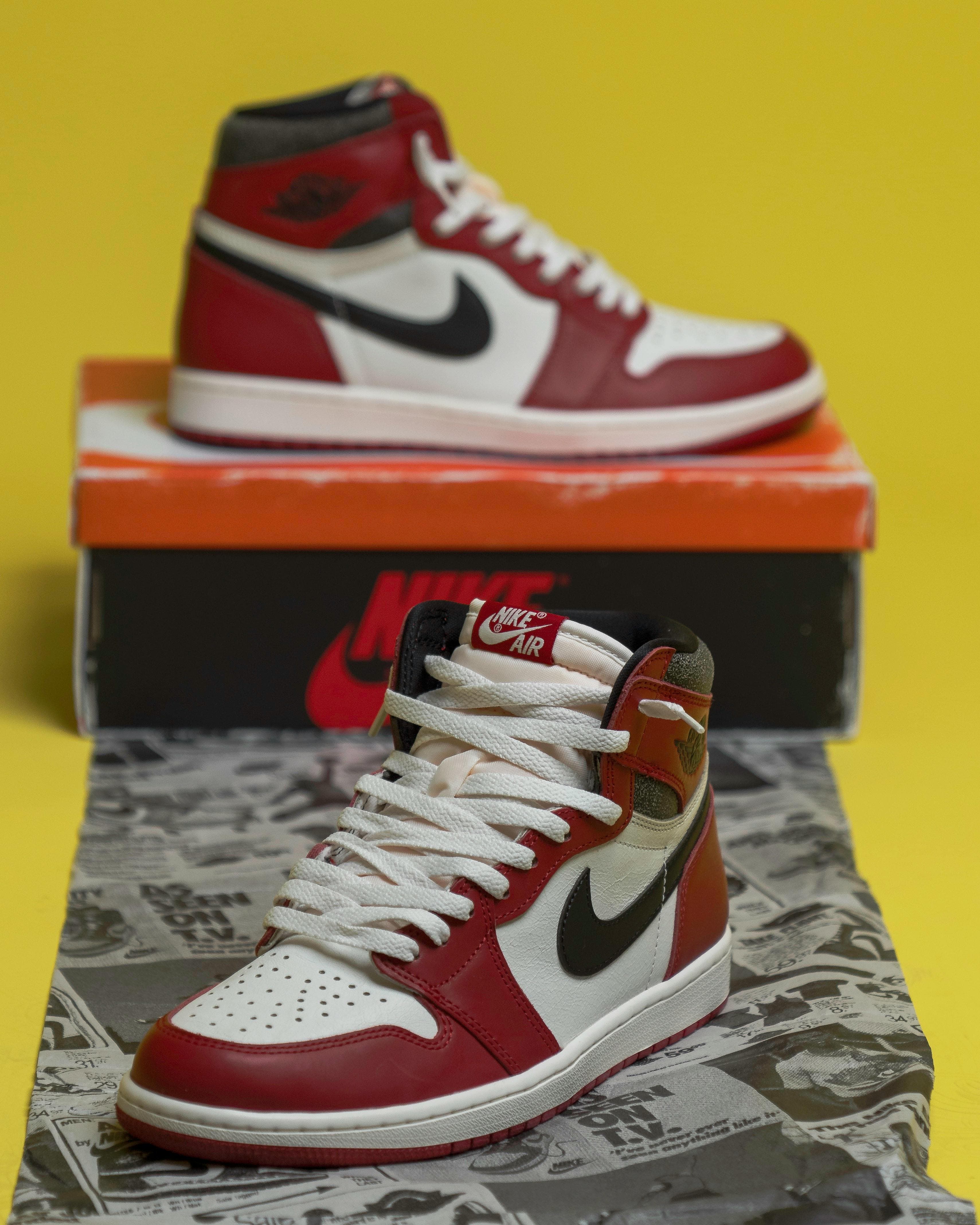 Air Jordan 1 High Chicago Lost And Found