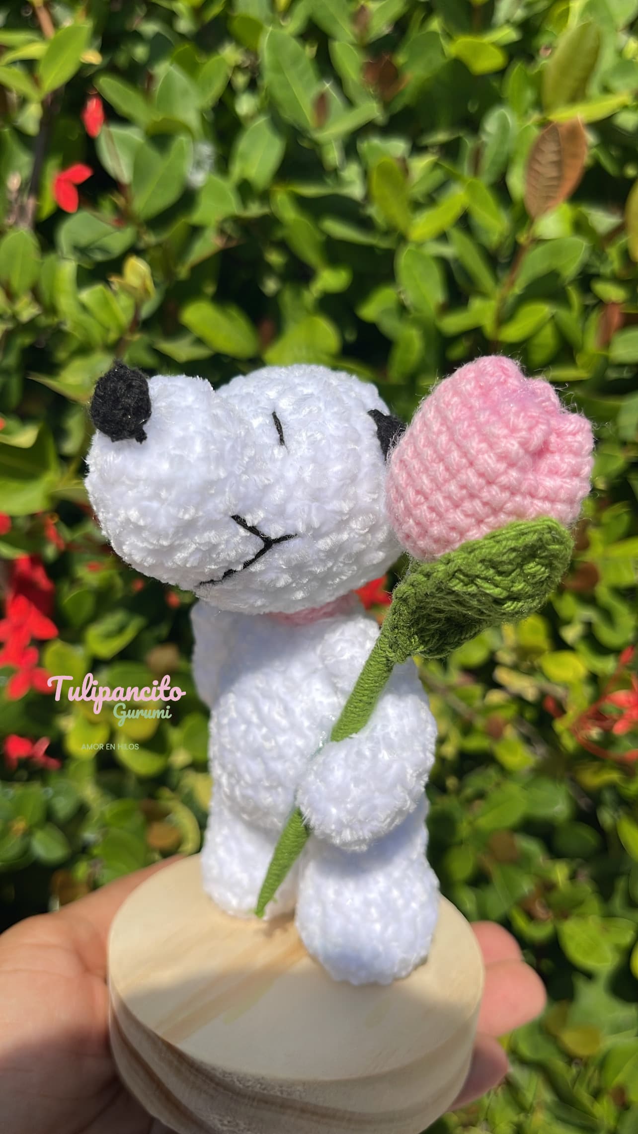 Snoopy con tulipán 🌷