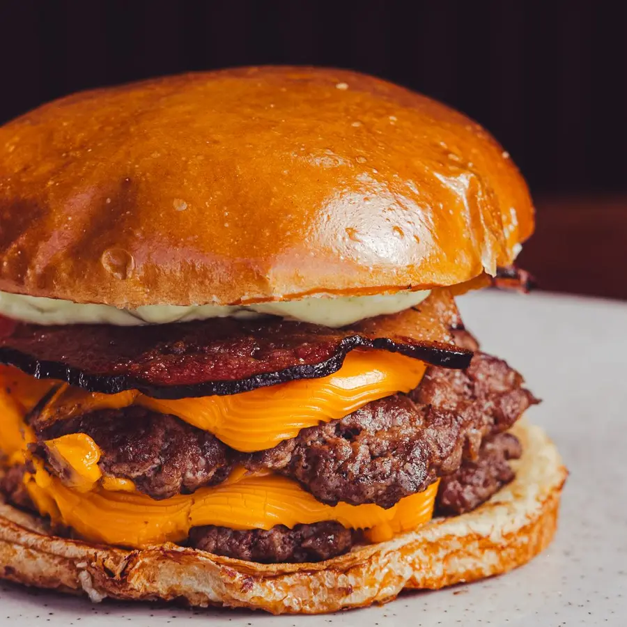 Hamburguesa doble con tocino
