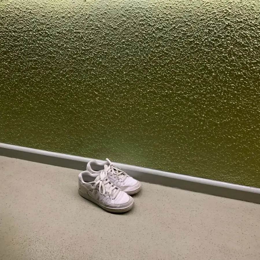 Zapatillas blancas de cuero