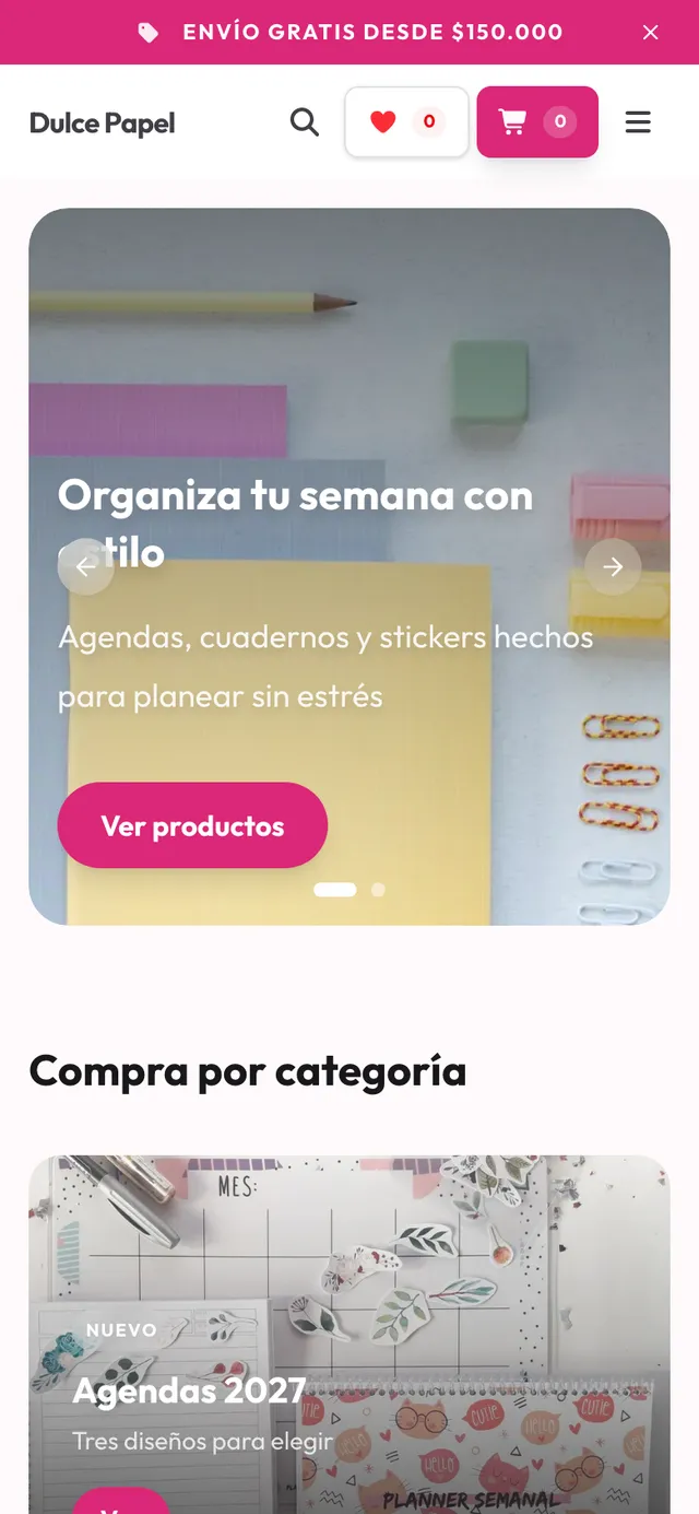 Catálogo en línea terminado de una papelería, visto en un celular